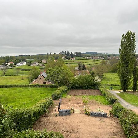 Domaine Du Pavillon Gite 15 Personnes Issy-l'Eveque Exterior photo
